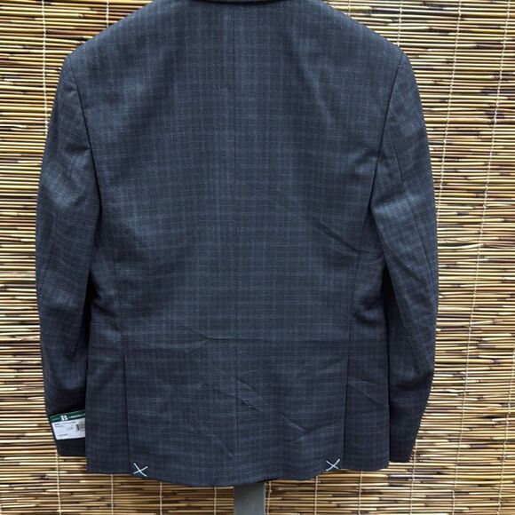 B by Brooks Brothers Big Boys Long Sleeve Classic Suit Jacket - Charcoal Size 14 - Picture 3 of 3